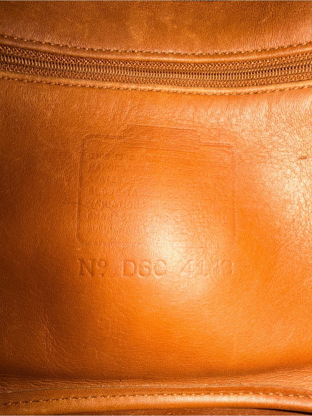 Vintage Coach Leather Crossbody Bag - Picture 5 of 5